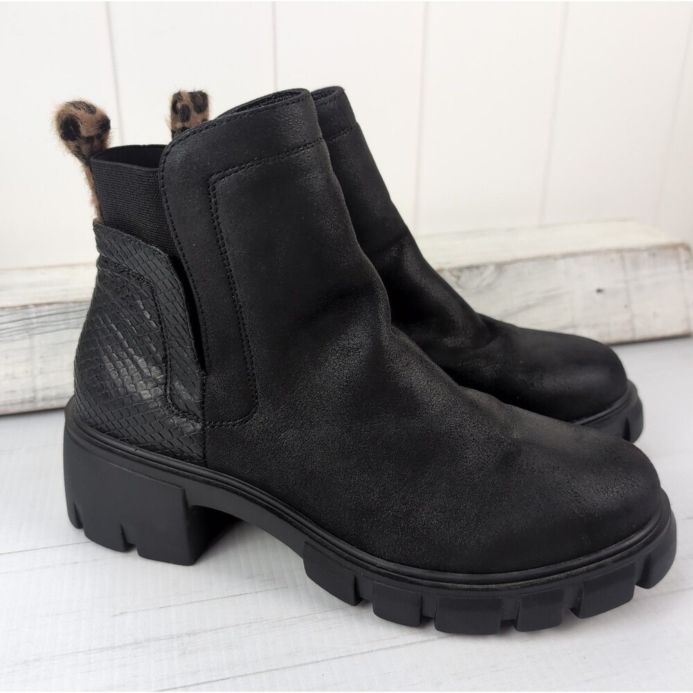 Very G Black Chunky Lug Sole Chelsea Ankle Boots Women's 9